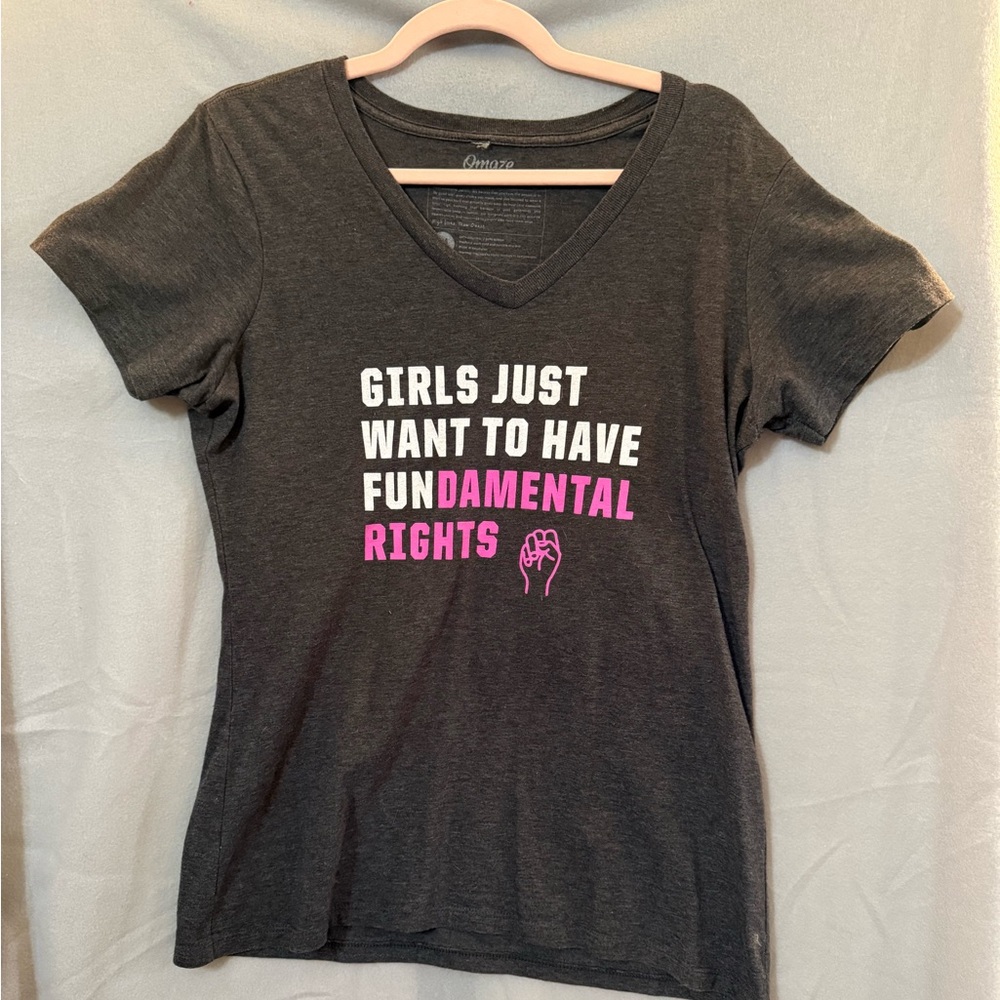 Gray V Neck Short Sleeve Tee Woman Medium